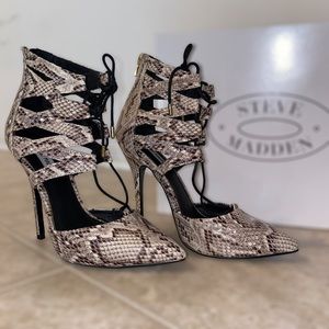 Steve Madden - Snake Heel 🐍👠😍